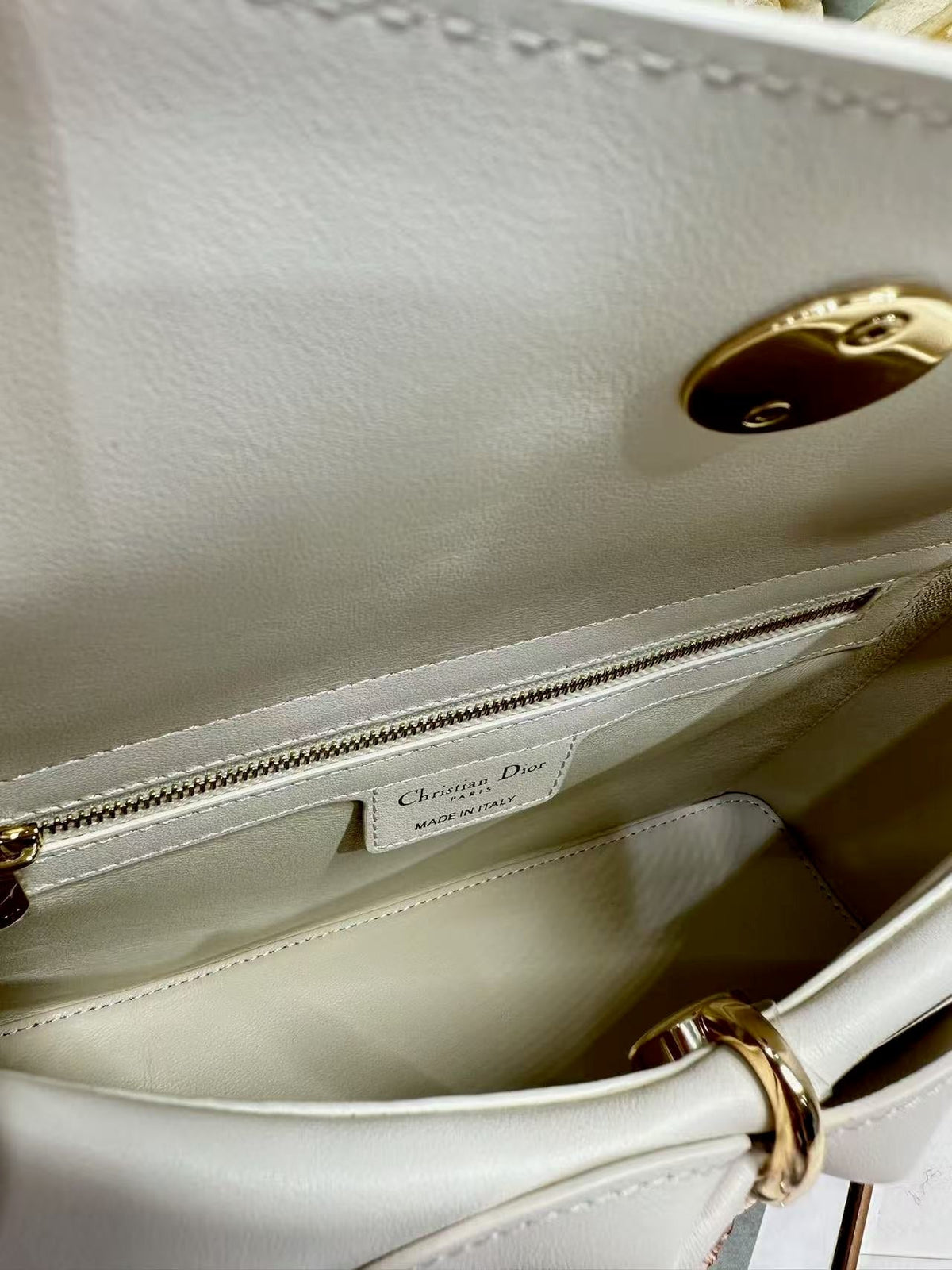 CD 26s Small Cigale Bag White Lambskin