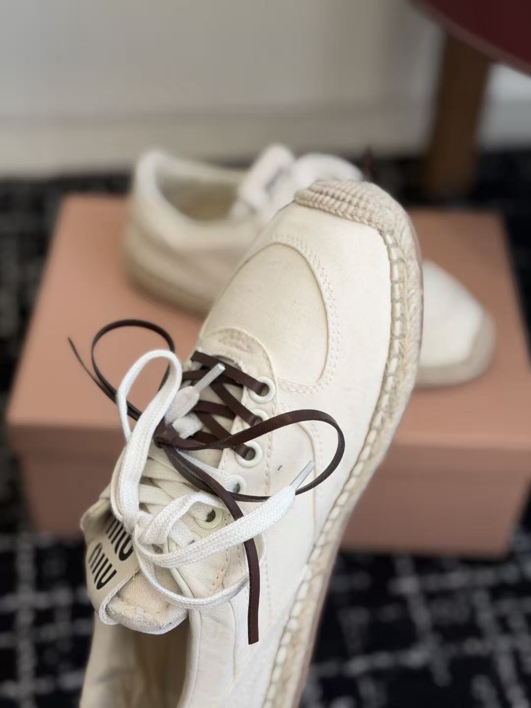 Miu 26s Gymnasium Sneakers White Raffia Canvas