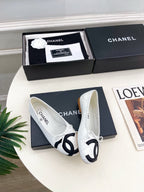 CC 26 COCO BEACH WHITE BLACK IN COWHITE LEATHER