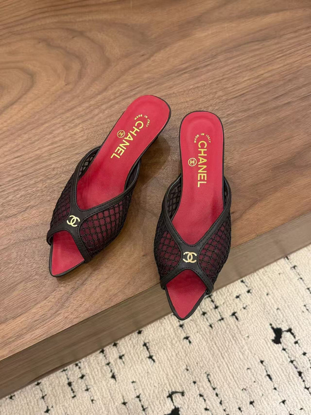 CC 26 Coco Beach Mules 40mm Black in Mesh