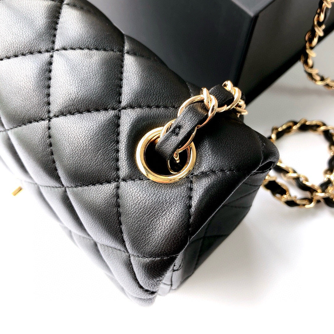 MINI RECTANGLE FLAP BAG 20CM BLACK LAMBSKIN GOLD HARDWARE