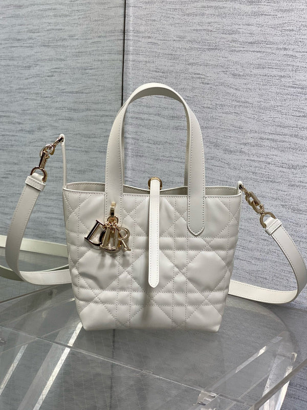 CD Small Toujours Vertical 18cm White Calfskin