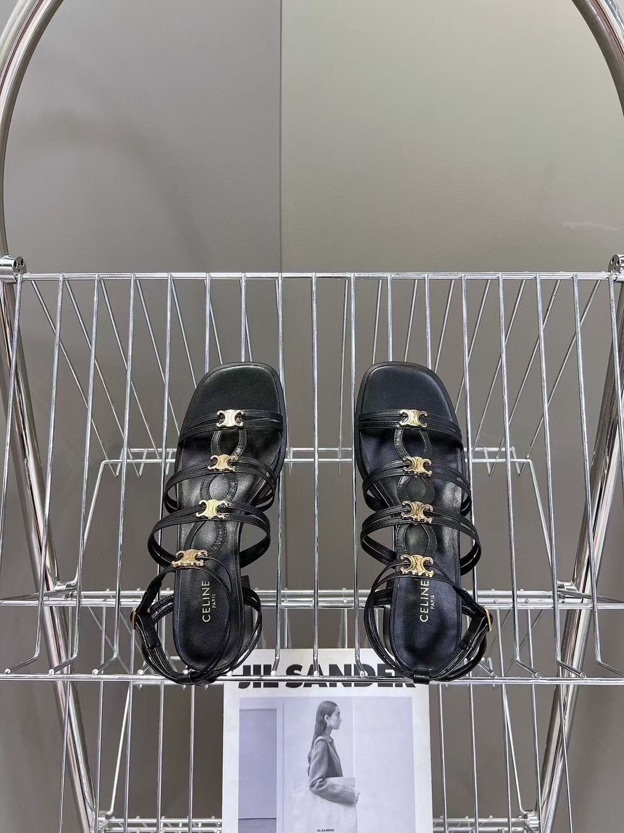 CL Clemence Triomphe Multi Sandal Gold Logo In Black Calfskin