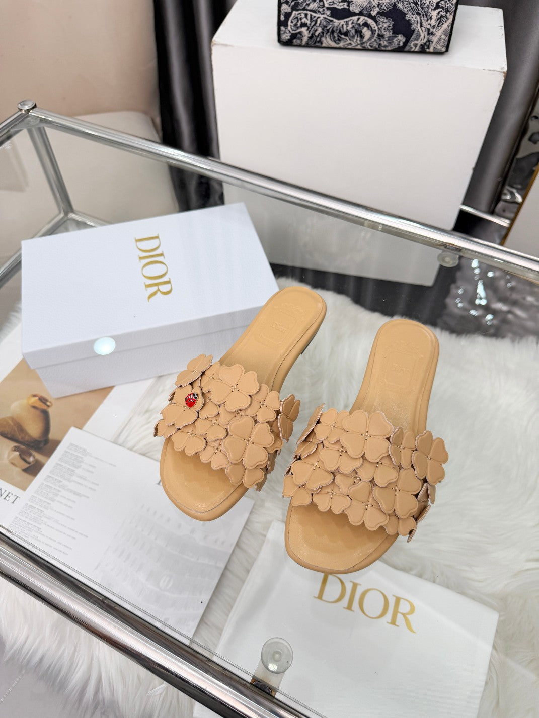 CD 26s Floral Flat Slippers   Leather