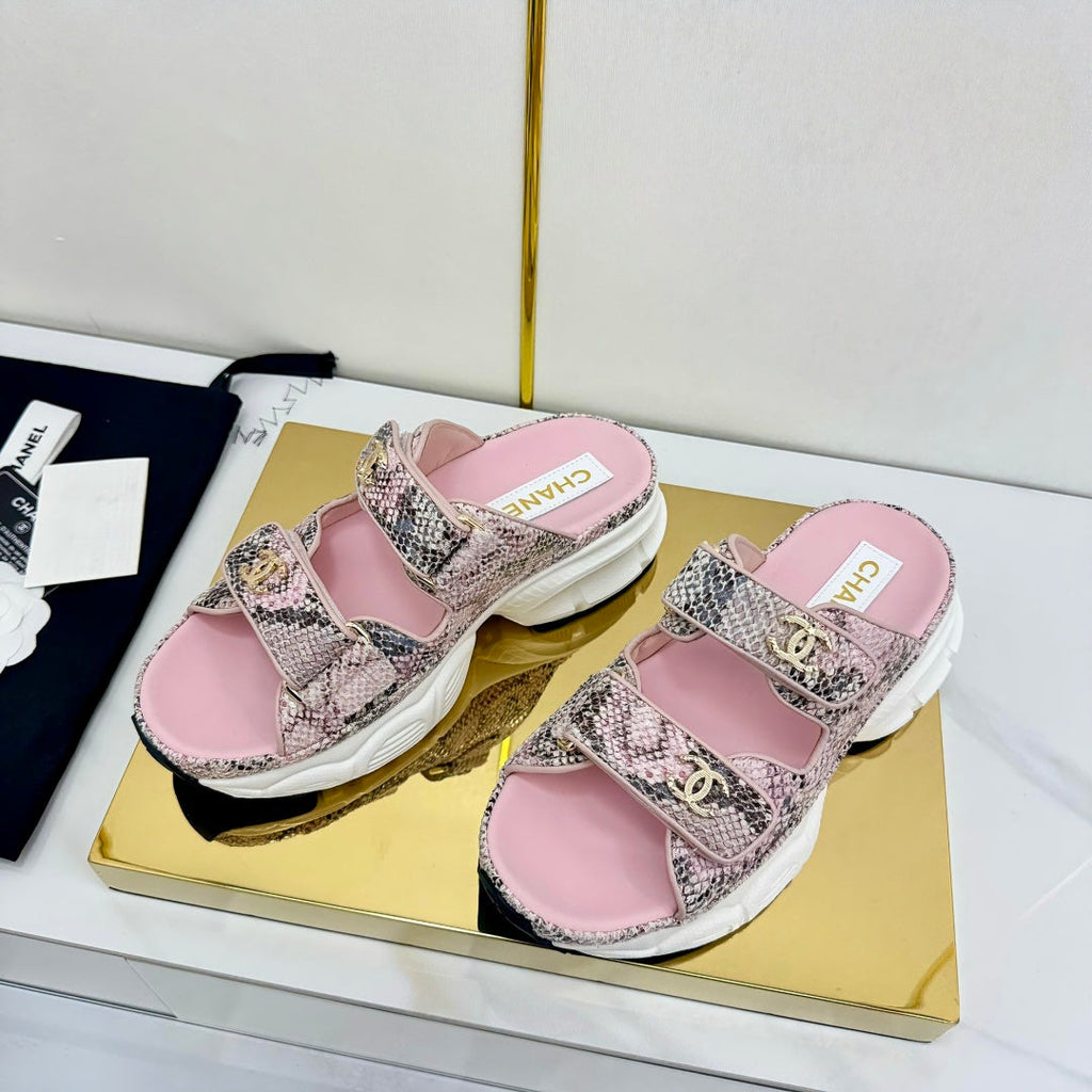 CC 25 Mules Sandals Mutilcolor Pearlescent Sheepskin 312947