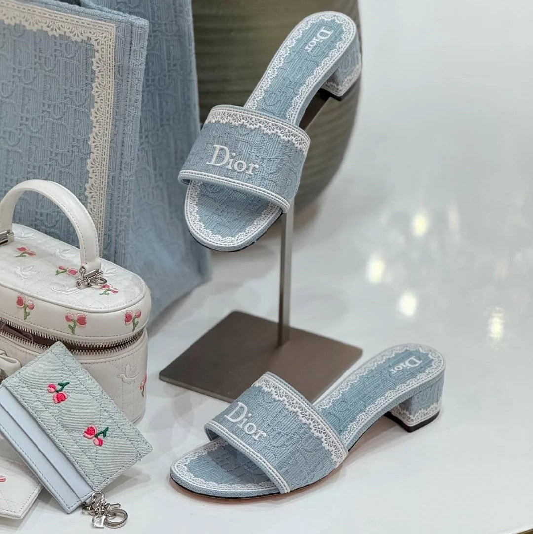 Dior2026 Dentelle Heeled Slide 3.5cm Sky Blue Dior Oblique Embroidered Cotton and White Lace