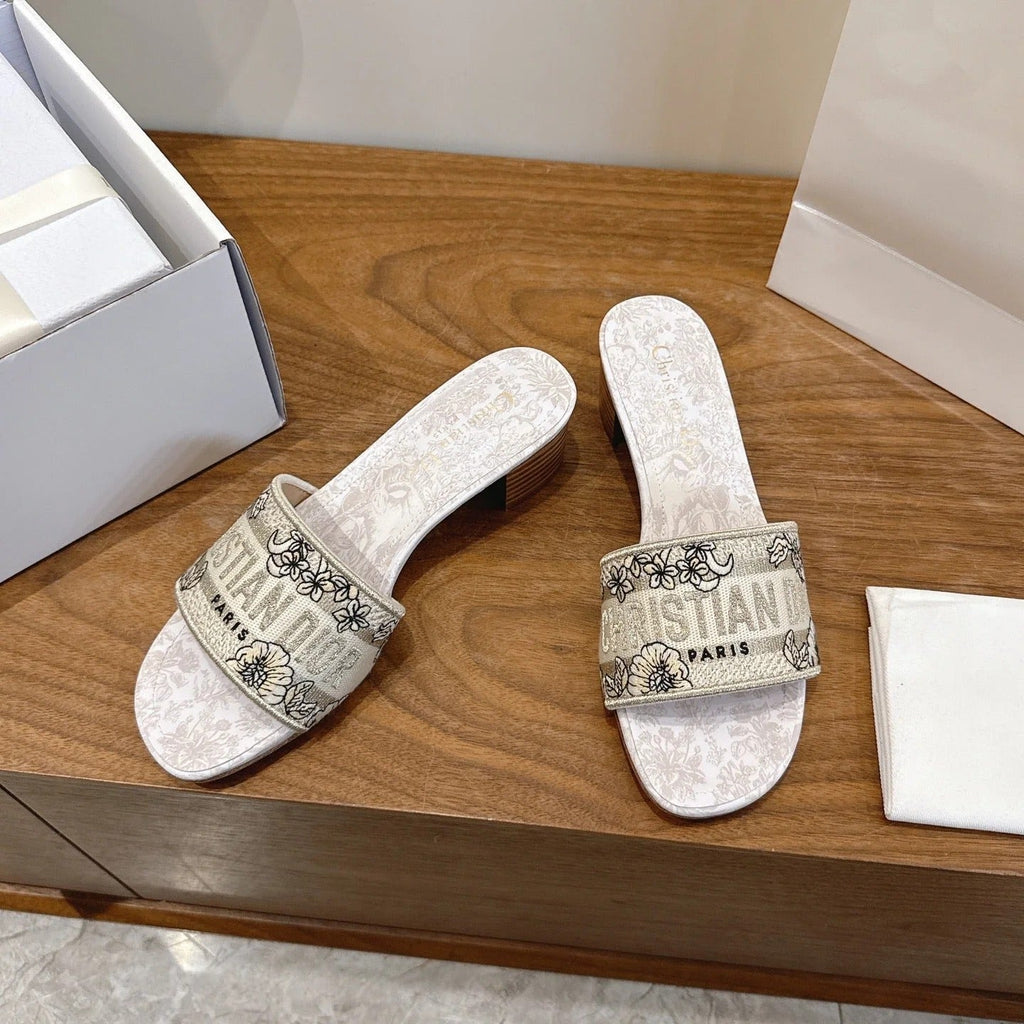 CD 26s Embroidered Sandals 45 Canvas Cowhide 685563