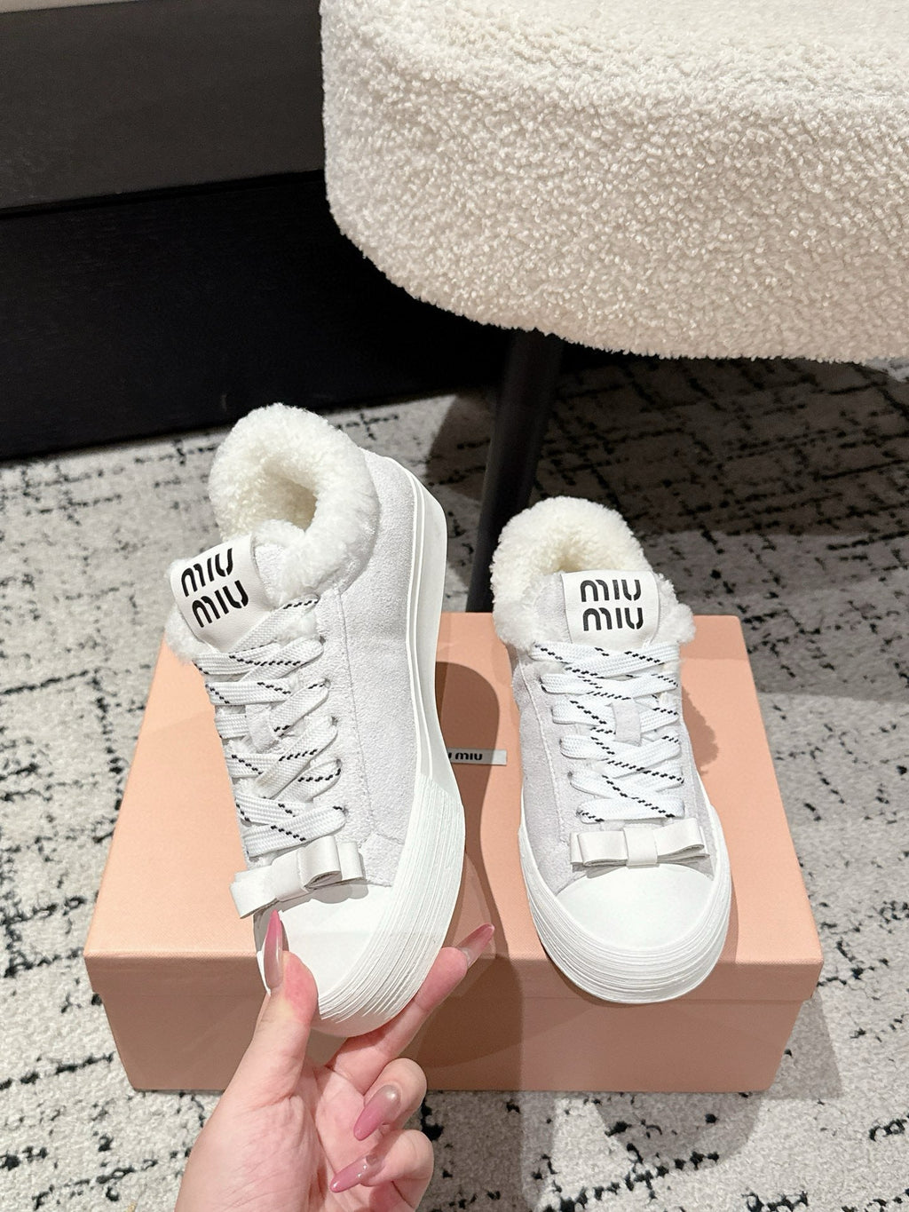 Miu 25 Small Bow Sneaker Gray White Suede Wool 541920