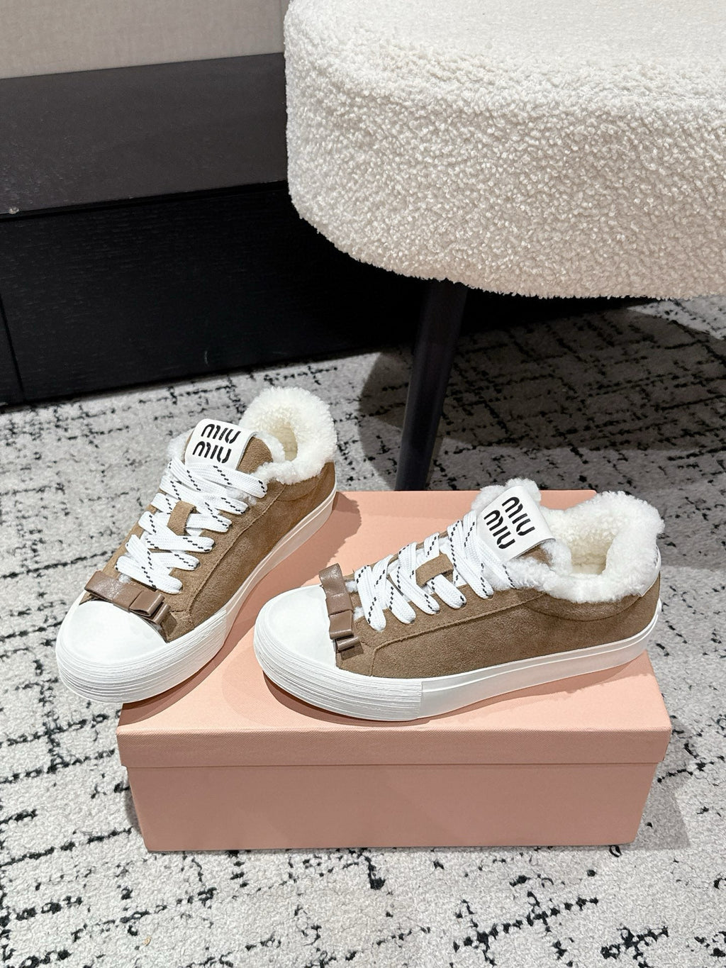 Miu 25 Small Bow Sneaker Coffee White Suede Wool 541921