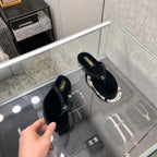 THONG SLIDE IN BLACK SUEDE WITH CRYSTALS