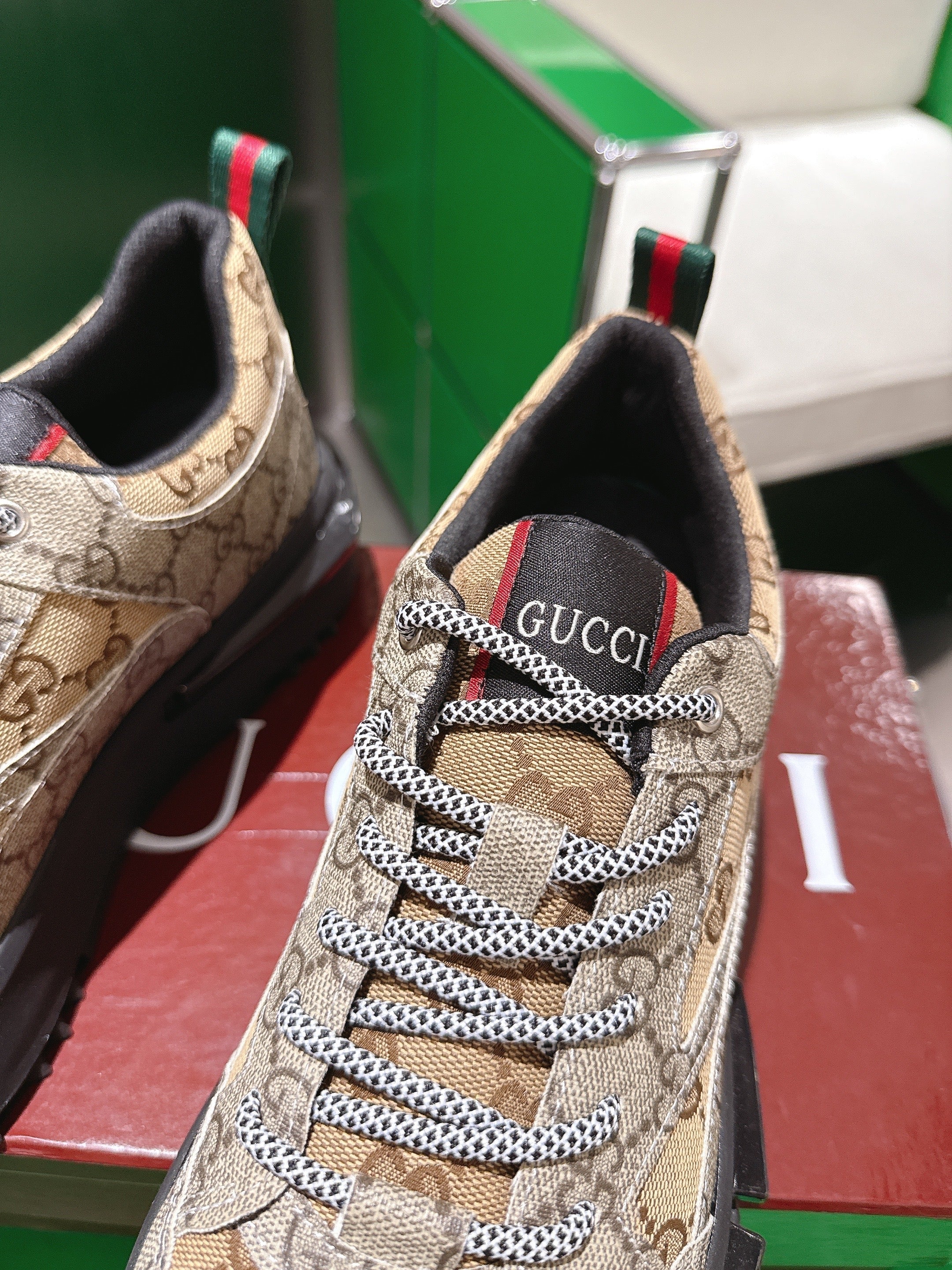 Gucci Rhyton Sneakers Dank Beige and Camel Supreme Canvas 507552