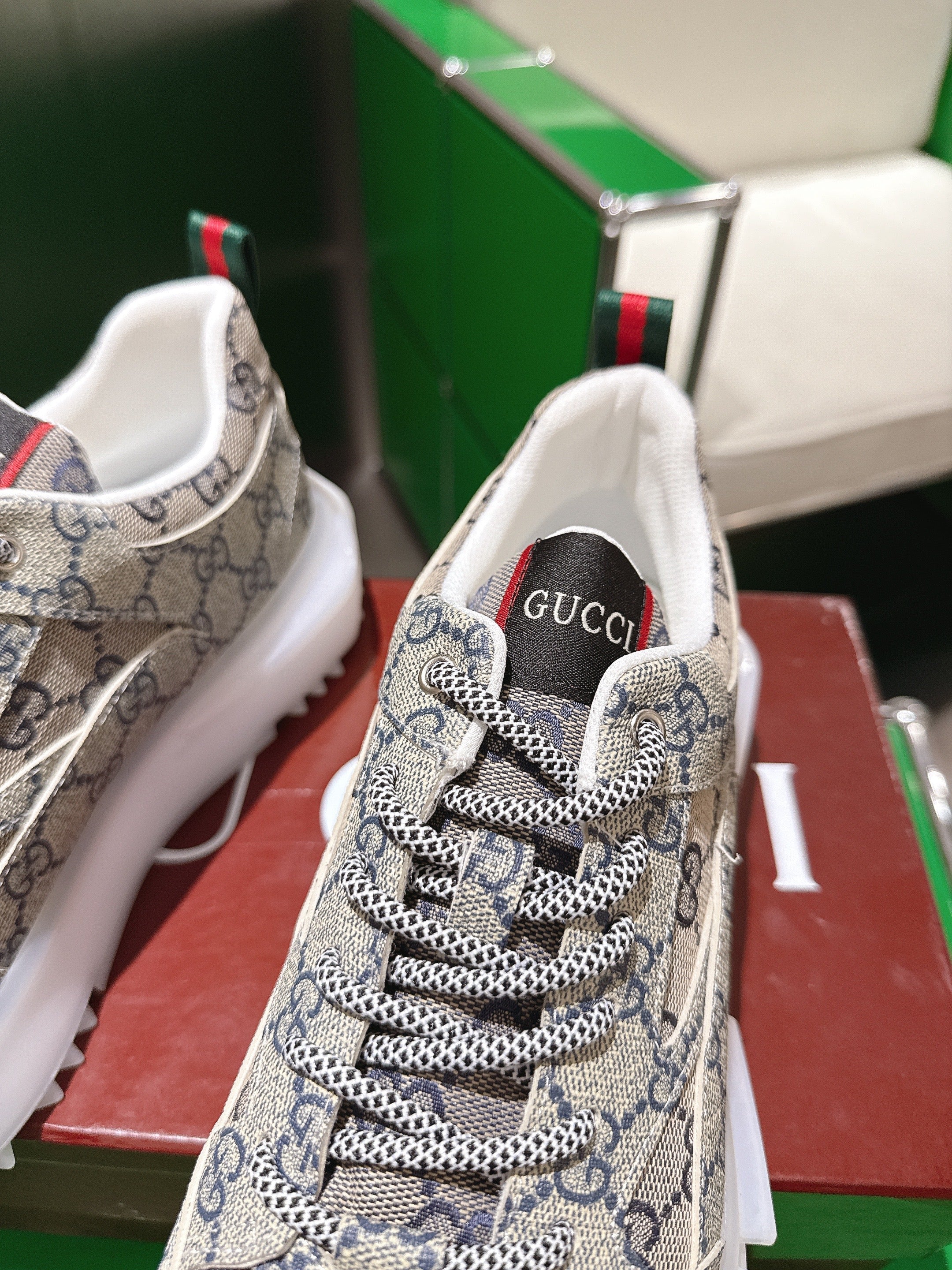 Gucci Rhyton Sneakers Beige and Ebony Supreme Canvas 507554