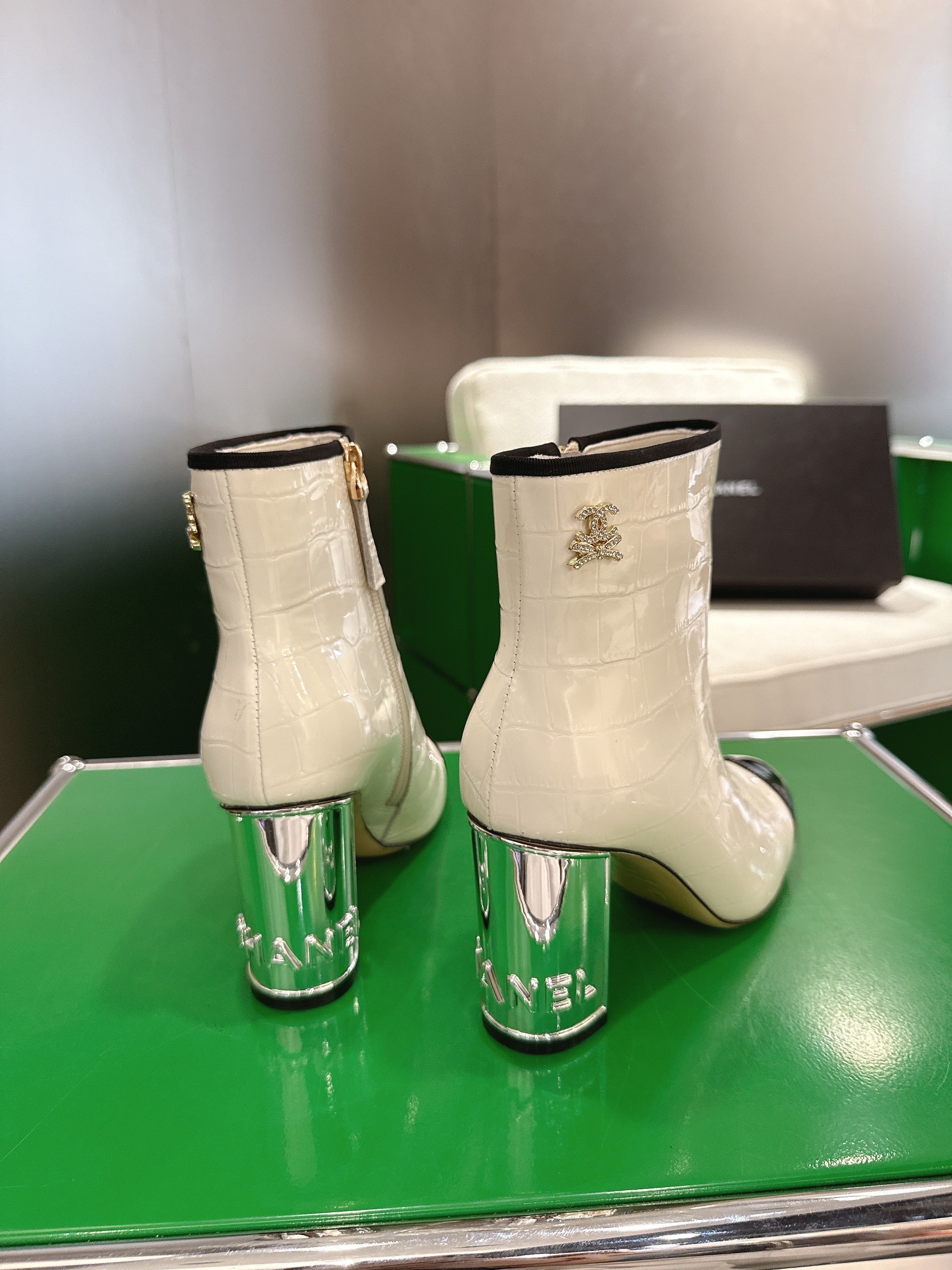 Chanel 2025???? High Heeled Ankle Boots Cream and Black Glossy Leather 507546
