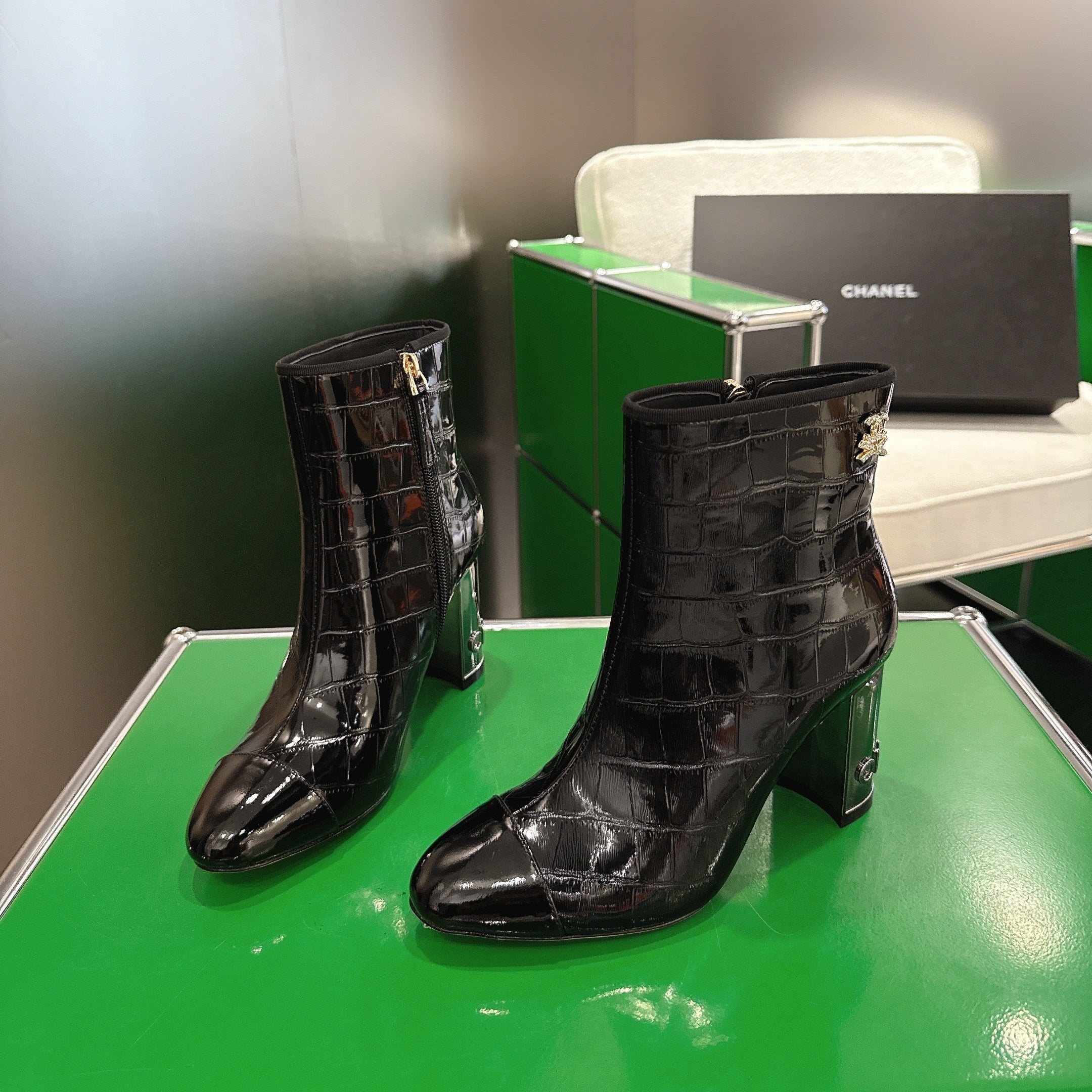 Chanel 2025???? High Heeled Ankle Boots Black Glossy Leather 507547