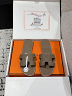 HM 25 Oran Sandal Etoupe Epsom