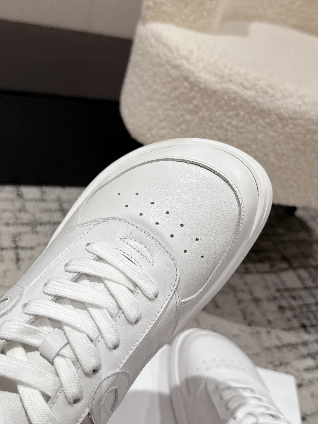 Loewe Jambo  Sneaker White Calfskin 500414