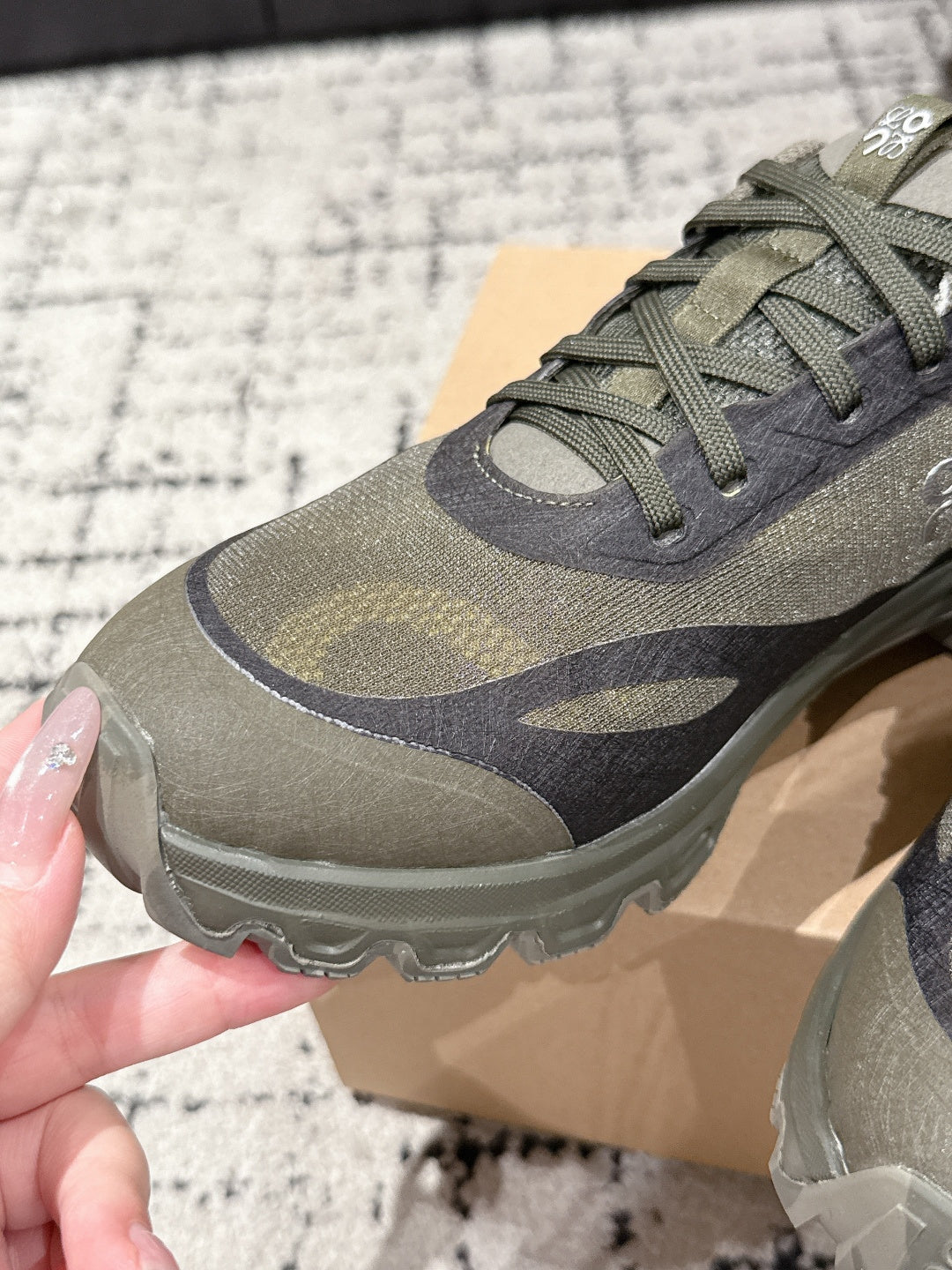 Loewe Ballet Runner 2.0 Sneaker Khahi Green Suede 500517