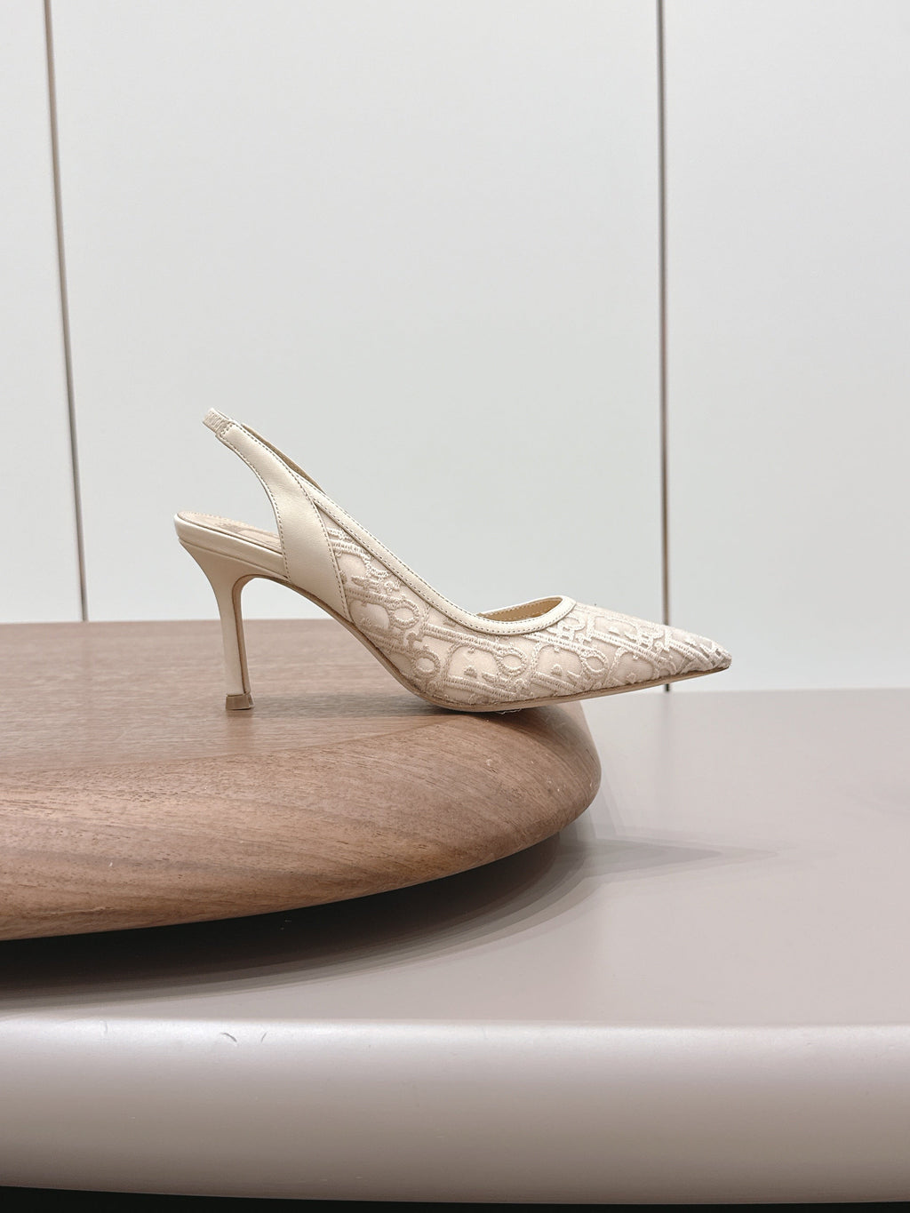 CD 26s Adiorable Slingback Pumps 8cm Beige Mesh Sheepskin