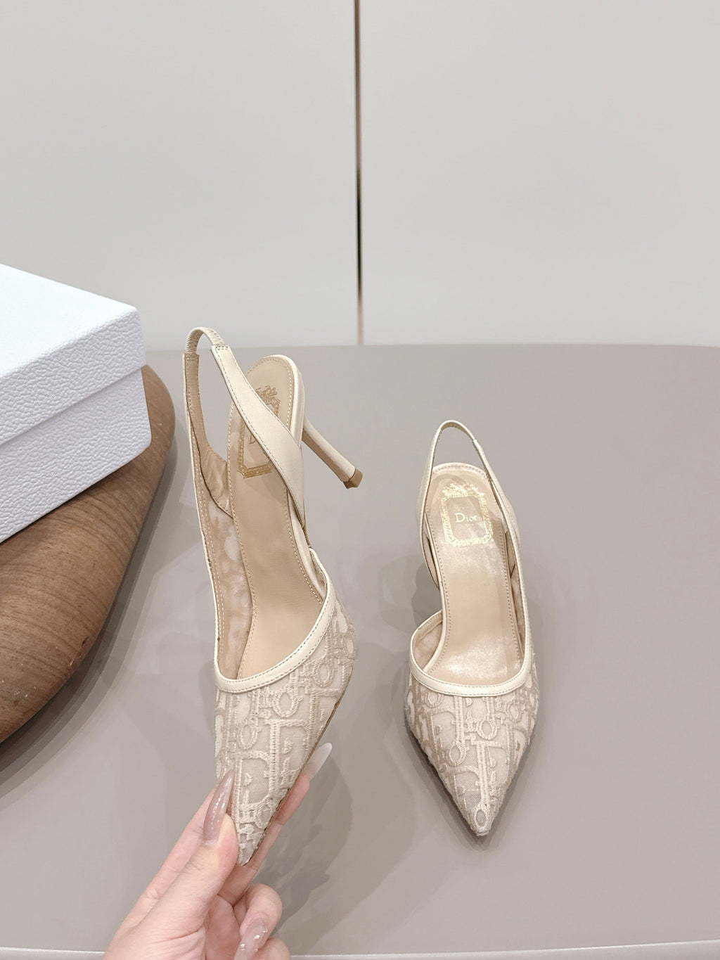 CD 26s Adiorable Slingback Pumps 8cm Beige Mesh Sheepskin