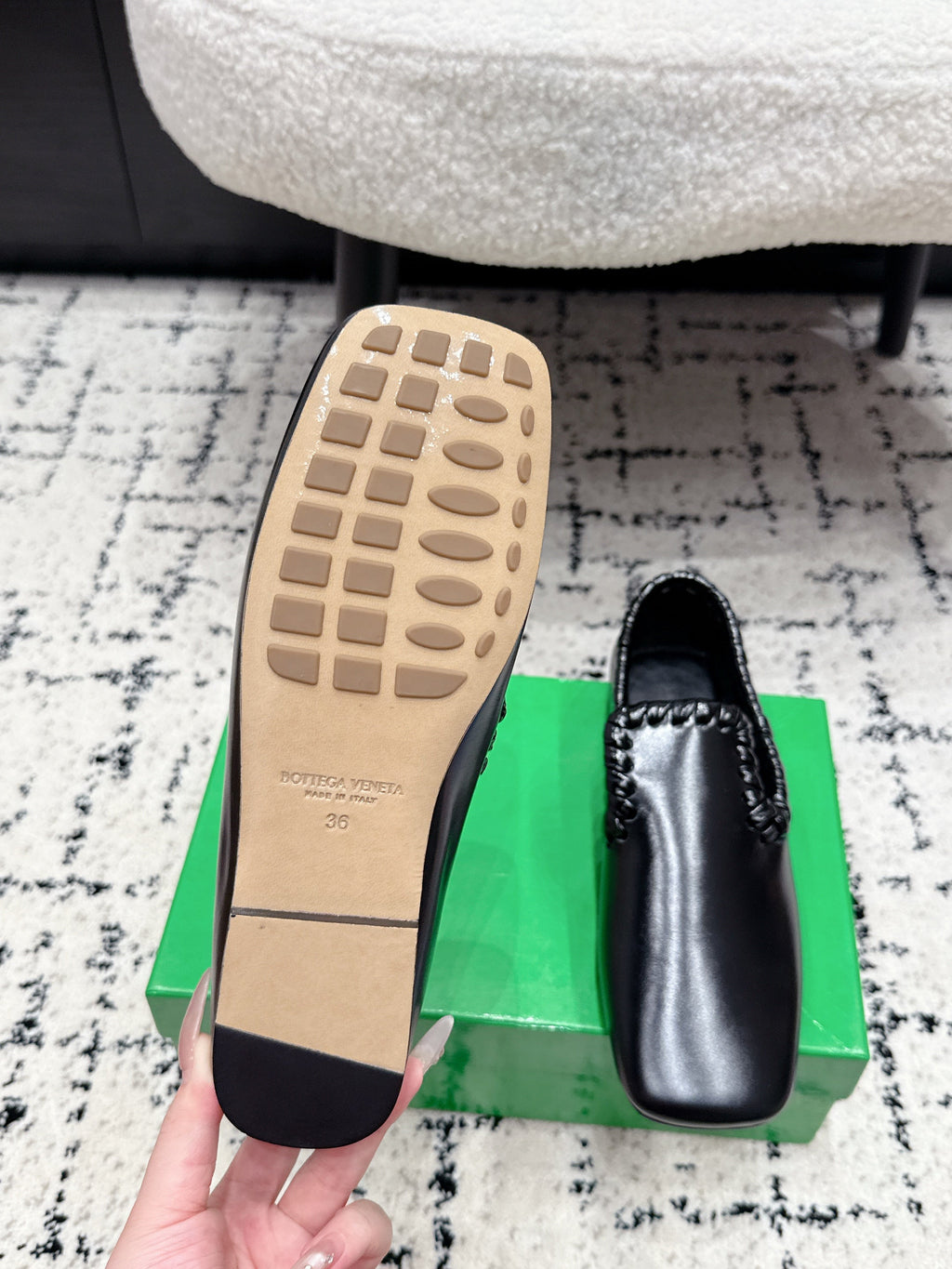 BV Sabato Loafers Flat Black Glossy Leather 769999