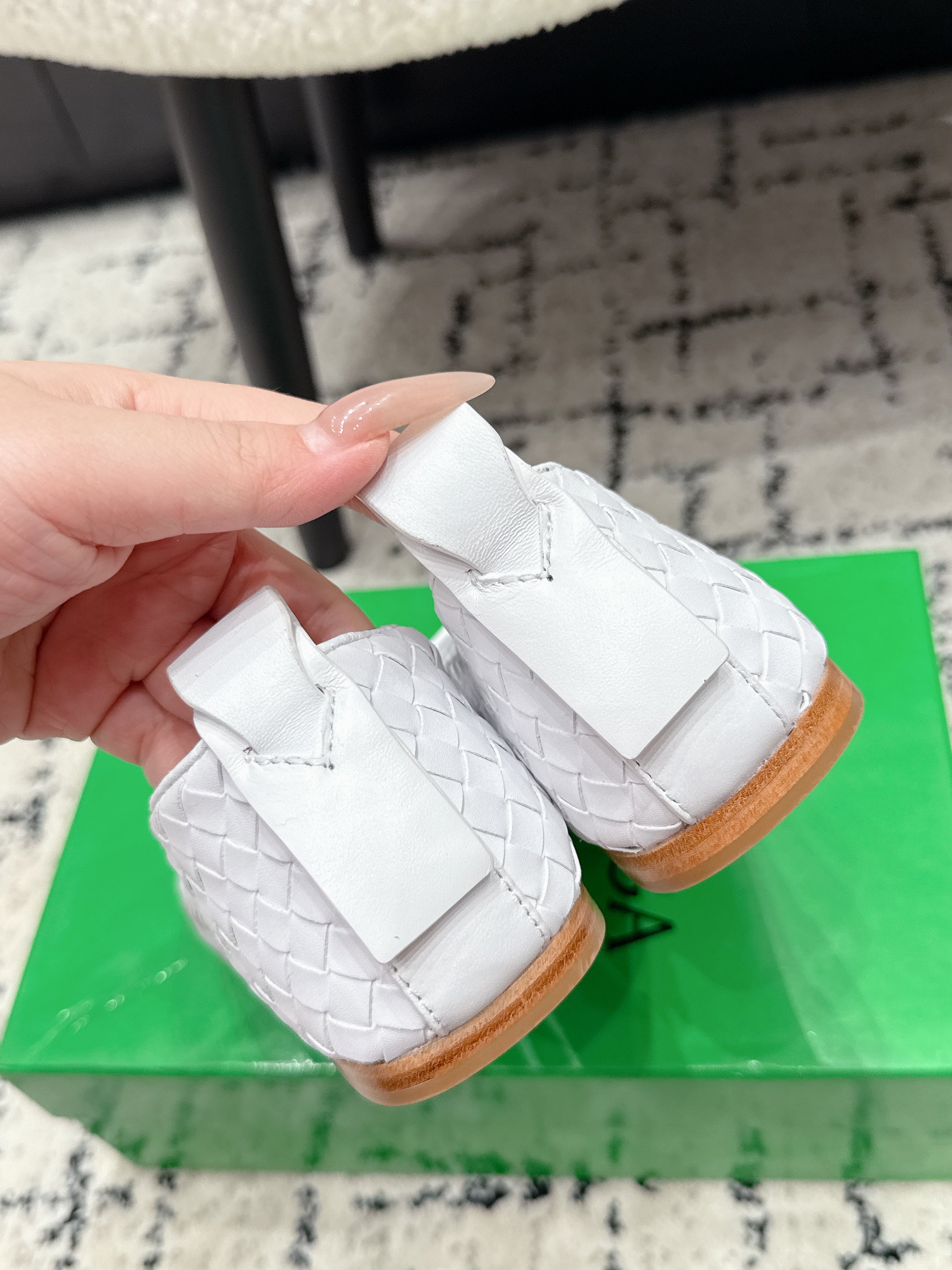 BV Charlotte Ballet Flat White Woven Leather 769994