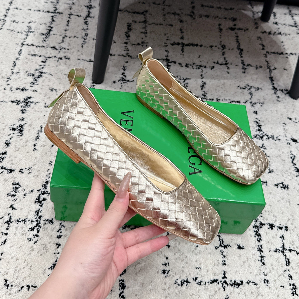 BV Charlotte Ballet Flat Gold Woven Leather 769995