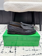 BV Silenzio Loafer Black Woven Leather 769993