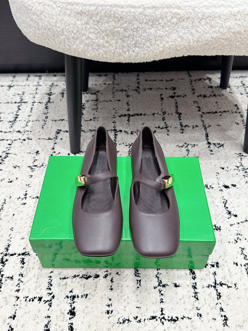 BV Charlotte Mary Jane Flat Coffee Leather 770002