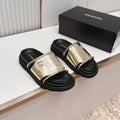 CC Flat Slip-on Sandals Gold Glossy Leather 798339