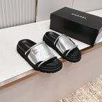 CC Flat Slip-on Sandals Sliver Glossy Leather 798340