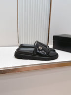CC Flat Slip-on Sandals Black Glossy Leather 798341