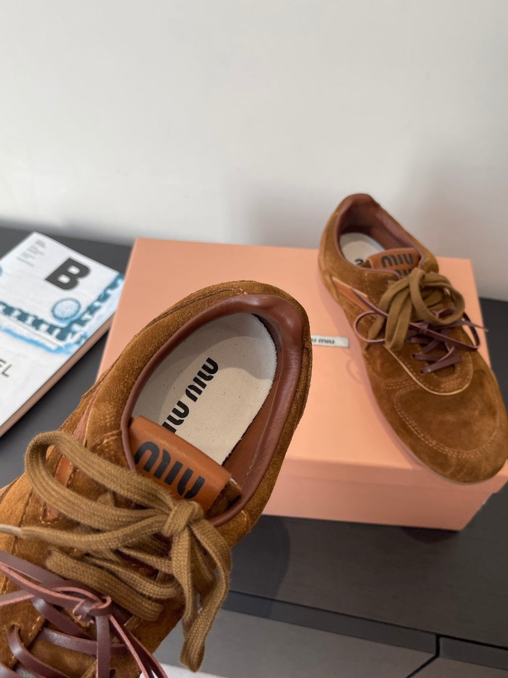 MiuMiu 25 sneaker brown suede 521965