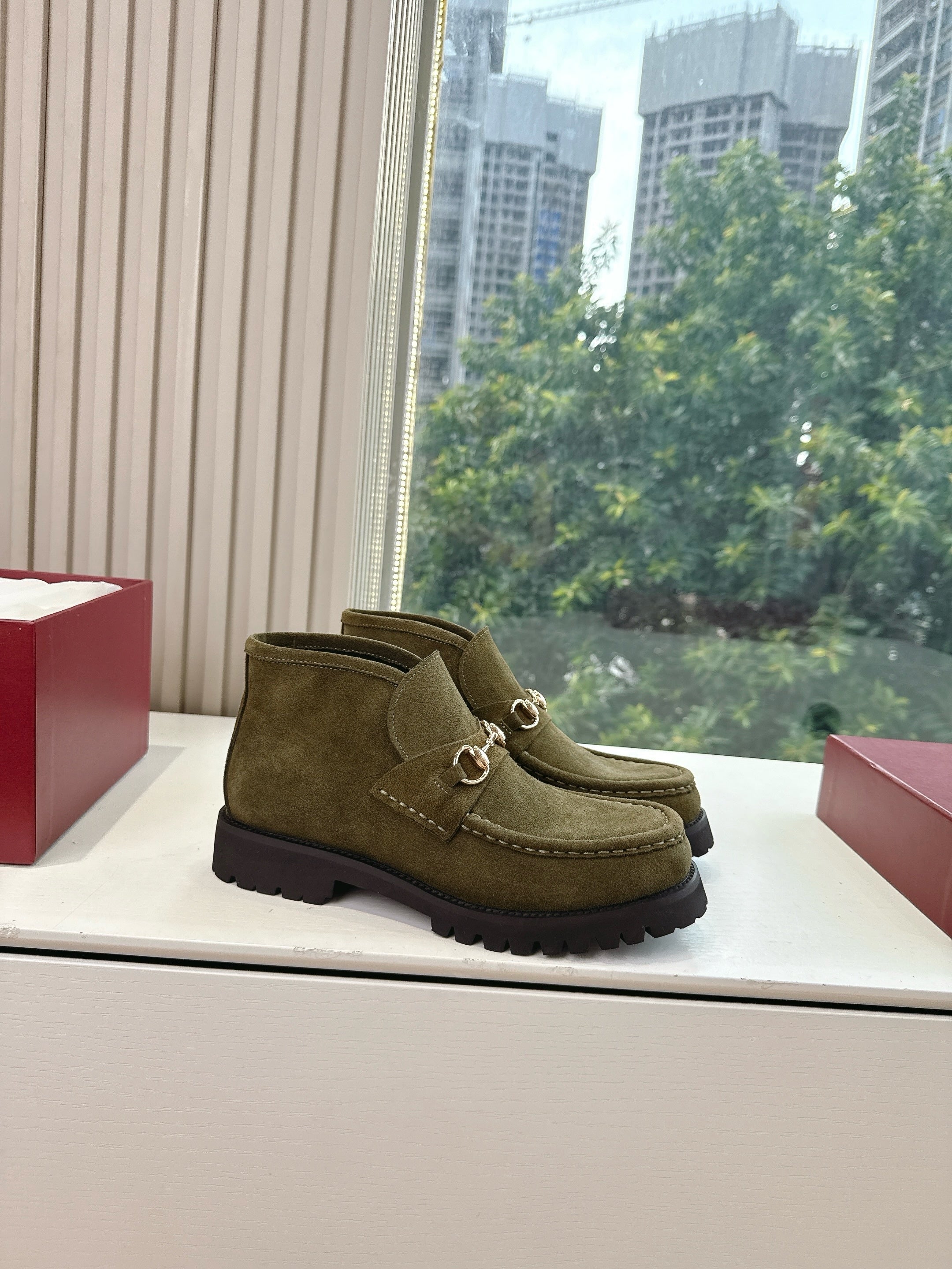 GG Men's Ankle Boot With Horsebit Variation Dark Green Suede 506838