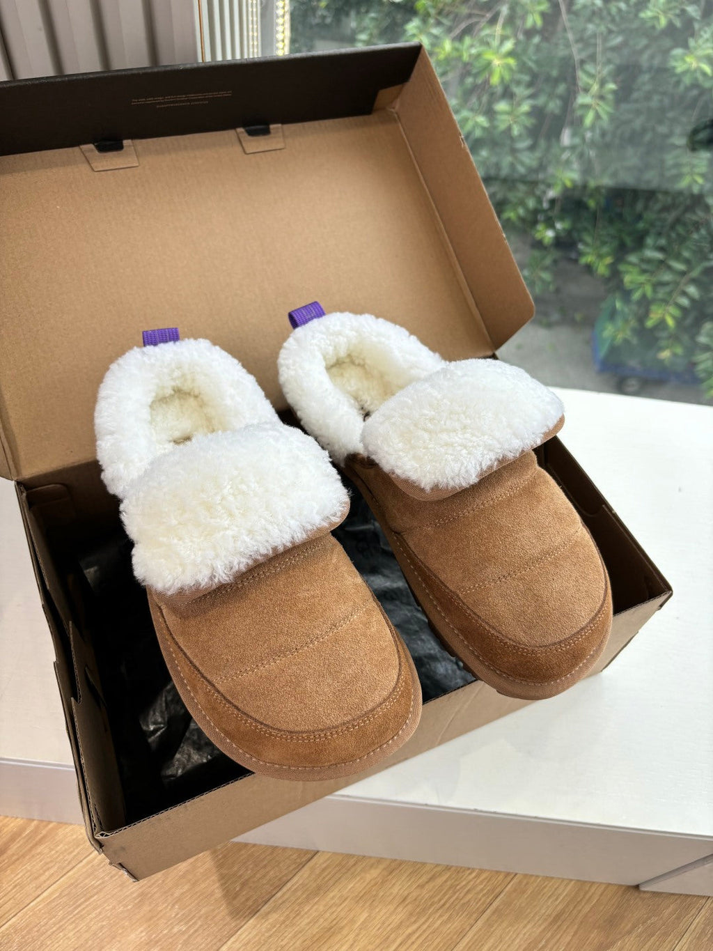 UGG Australian Shepherd Theia Warm Brown Wool Suede 525934