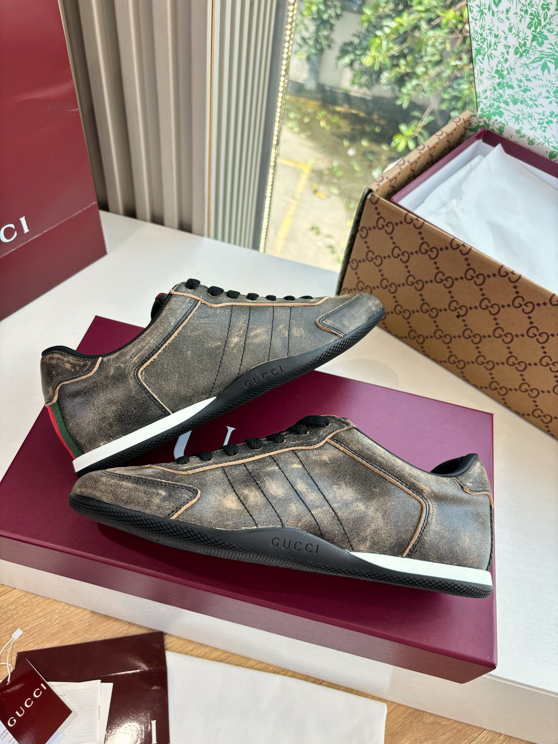 Gucci Shift Damensneaker Varianten Schwarzes   Grey Brown Leder 506843