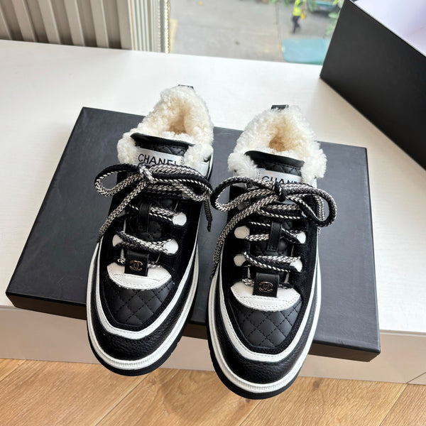 CC Casual Shoes Women's Low Top Black White Suede Cowhide Fur 548855
