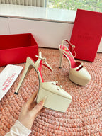 Valentino Crasher Platform Pumps 14.5cm Cream Sheepskin 702229
