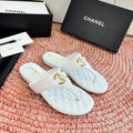 CC 26s Thong Sandals White Sheepskin 648258
