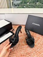 CC 26s Bow Heels Sandals Black Sheepskin 703671