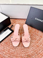 CC 26s Bow Heels Sandals Pink Sheepskin 703672