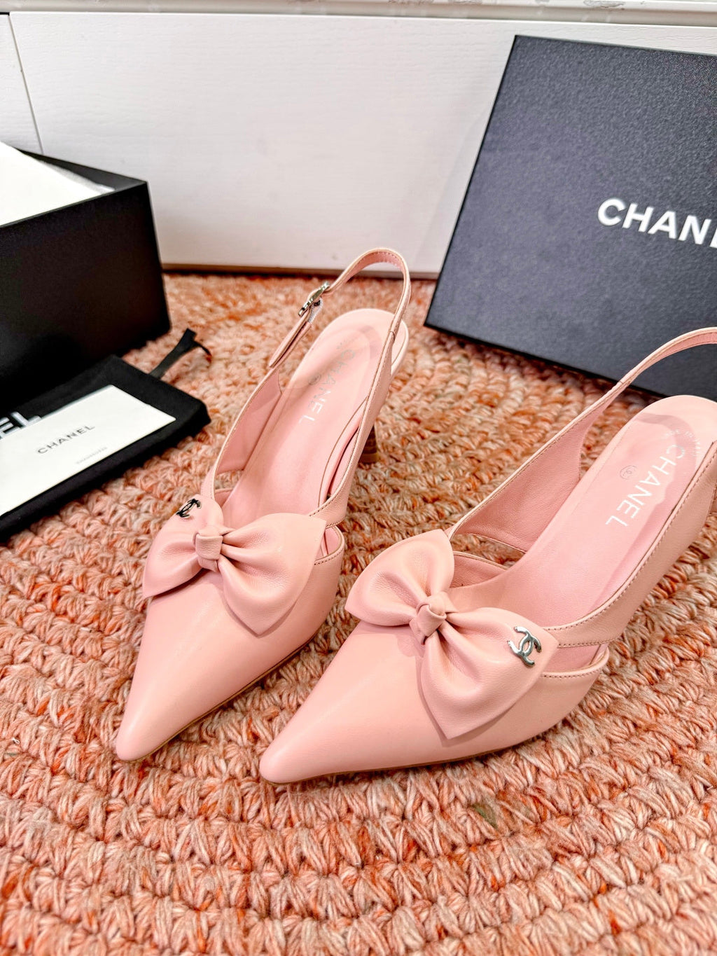 CC 26s Bow Heels Slingback Pink Sheepskin 703666