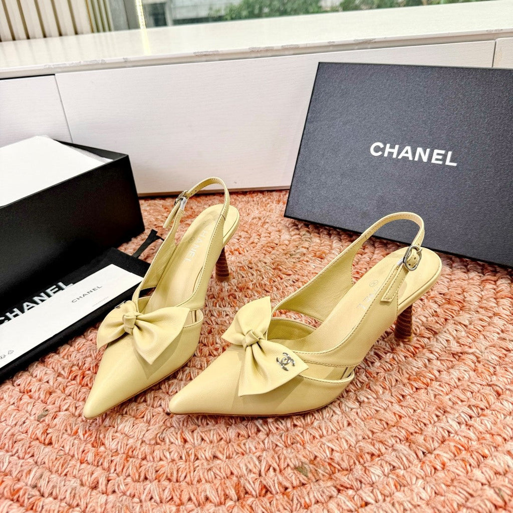CC 26s Bow Heels Slingback Beige Sheepskin 703668