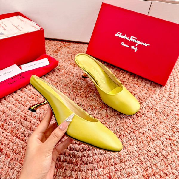 Ferragamo Salvatore Mule Yellow Sheepskin 760451
