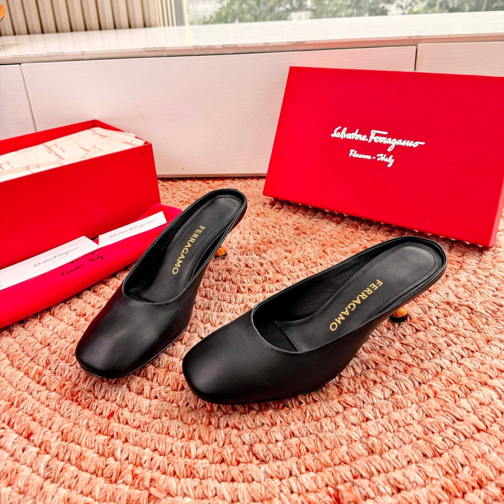 Ferragamo Salvatore Mule Black Sheepskin 760452