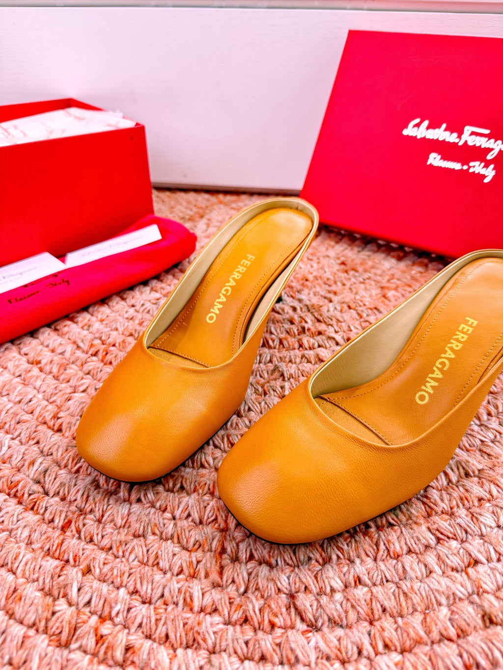Ferragamo Salvatore Mule Light Brown Sheepskin 760454
