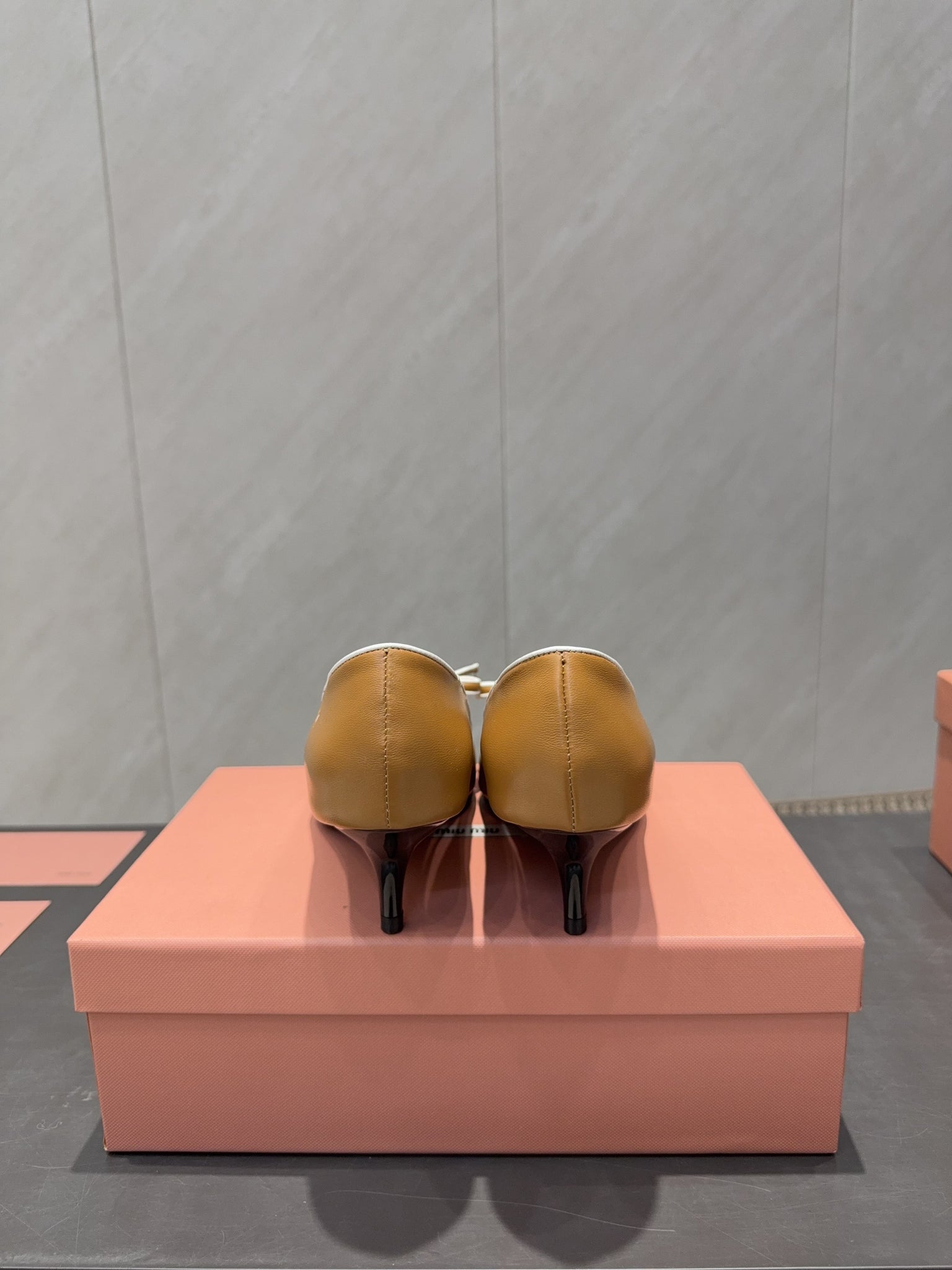 Miu 26s Pointed Toe Pumps 55mm In Caramel Brown Calfskin With Bow