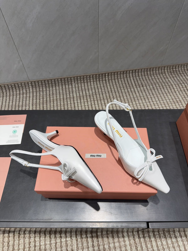 Miu 26s Slingback 55mm In White Calfskin With Bow