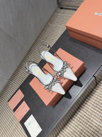 Miu 26s Slingback 55mm In White And Black Calfskin With Bow