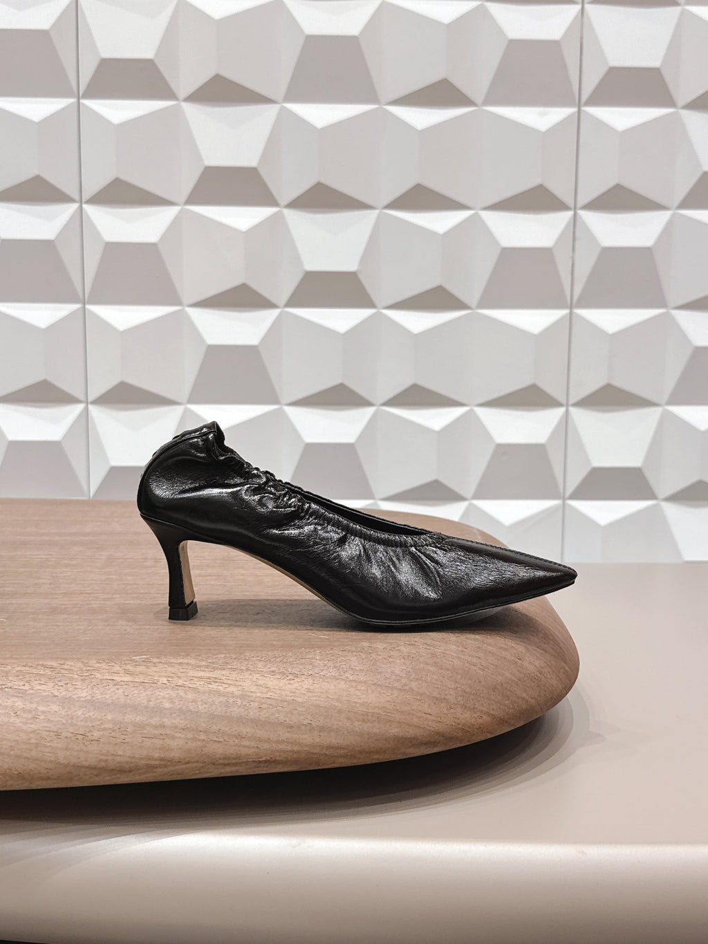 BV Sofia Pump 4cm Black Sheepskin 613299