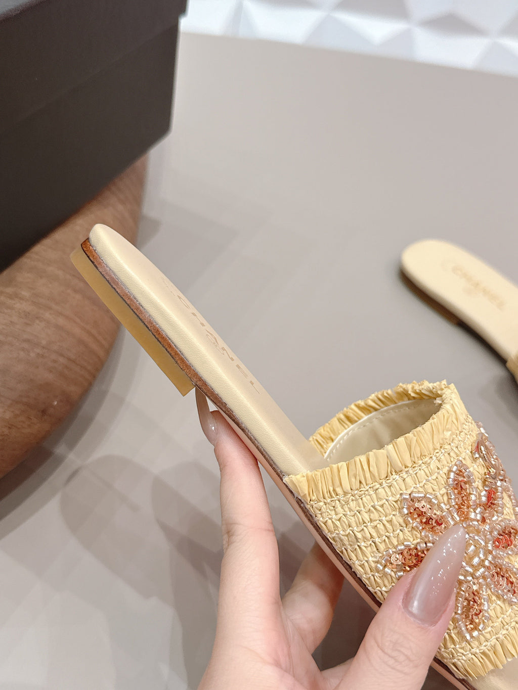 CC 26s Flat Sandals Beige Straw Leather 613265